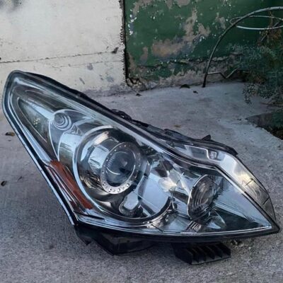 Infiniti G37 4Dr Sedan Passenger Side Replacement Headlight