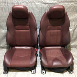 Nissan 370Z Convertible Wine Leather Seats