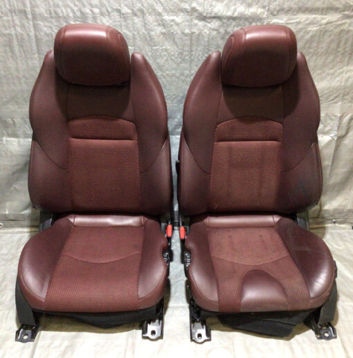 Nissan 370Z Convertible Wine Leather Seats